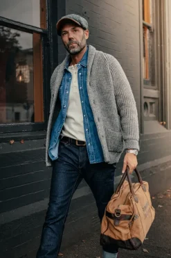 &SONS Jackets & Coats></noscript>Pioneer British Wool Cardigan Grey
