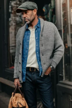 &SONS Jackets & Coats></noscript>Pioneer British Wool Cardigan Grey