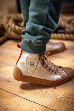 &SONS Footwear><noscript><img width=