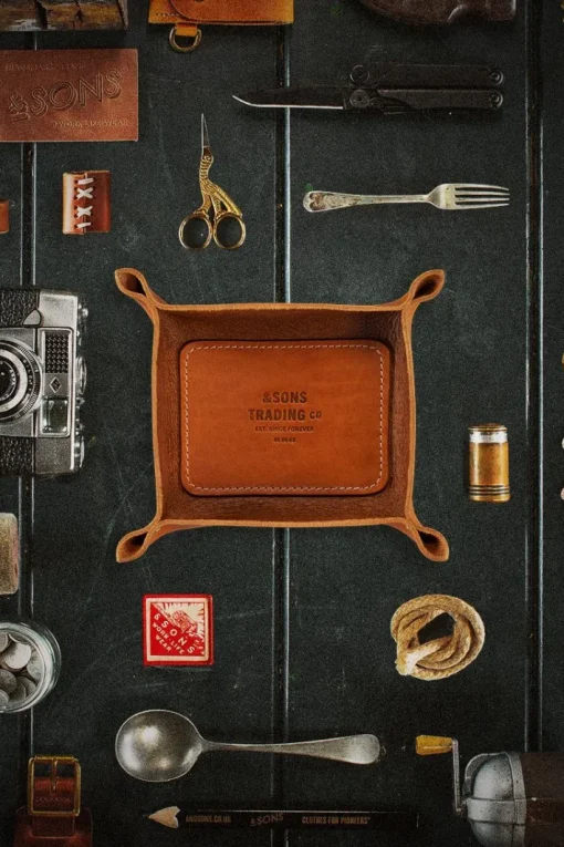 &SONS Leather Goods>Leather Tray Tan
