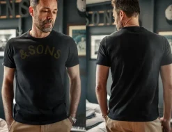 &SONS Tops></noscript>Original Old Yellow Logo T-Shirt Black