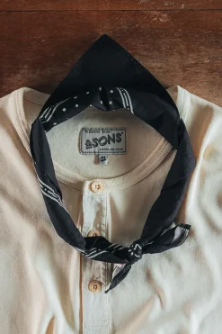 &SONS Scarves><noscript><img width=